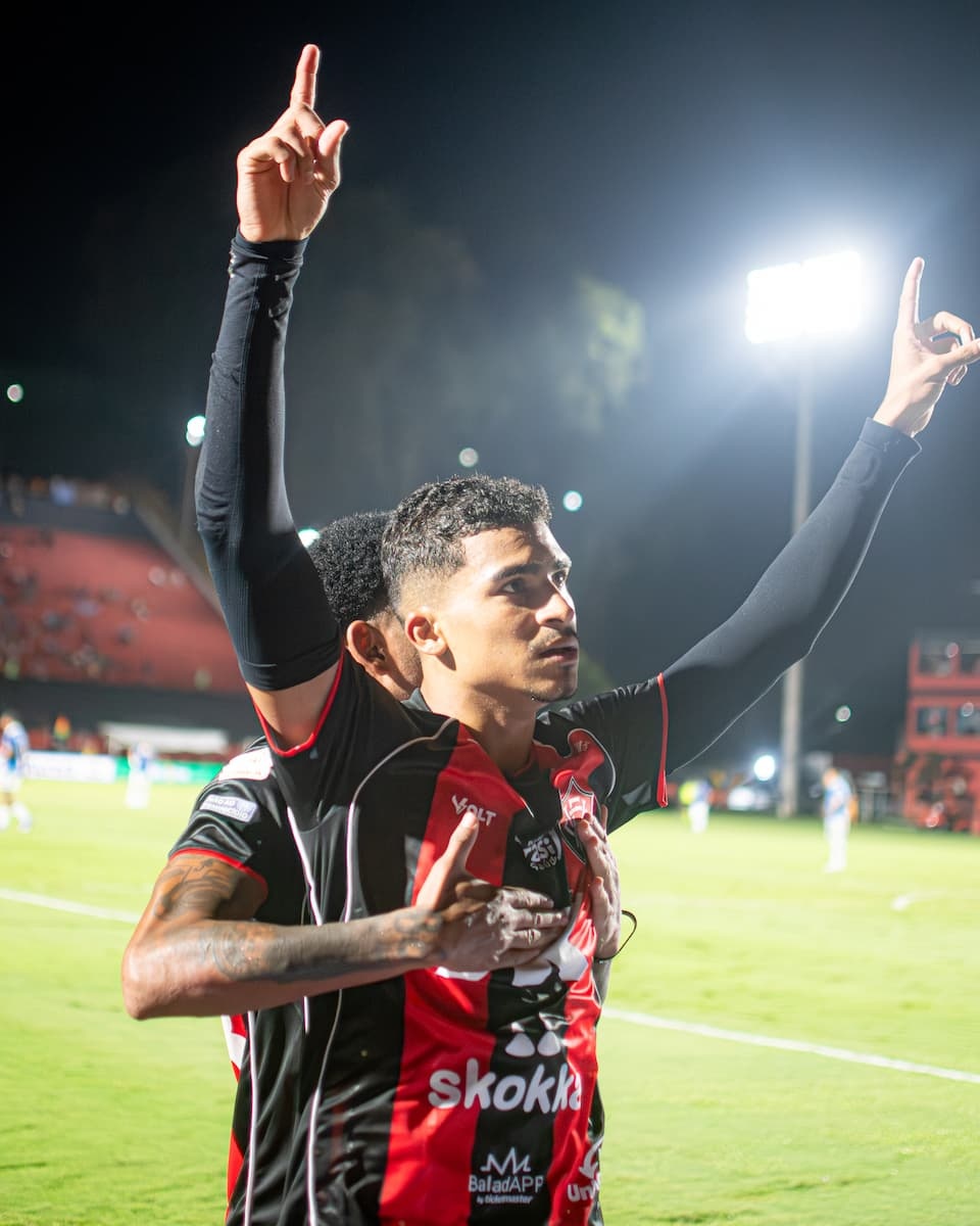 Desfalque contra o Athletico-PR, Renê marcou 5 dos últimos 11 gols do Vitória